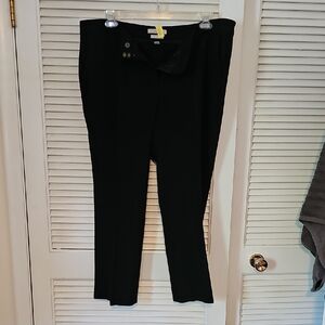 Sejour Black Cropped Ankle Pants